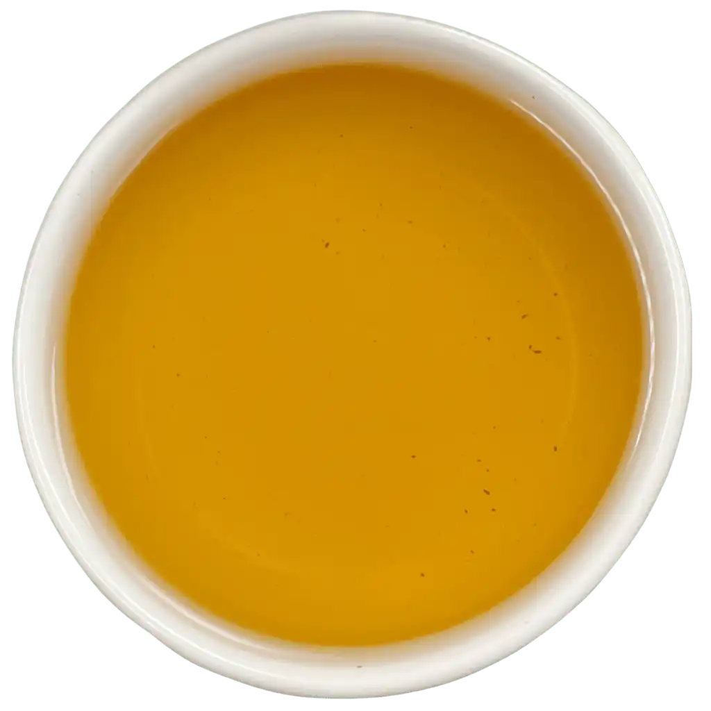 Brewed spearmint loose leaf herbal tea | tea + munchies